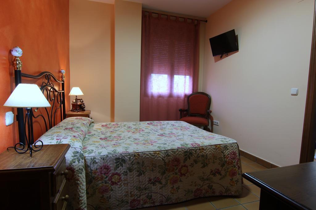 Rural Hojaranzos Hotel Tejeda Del Tietar